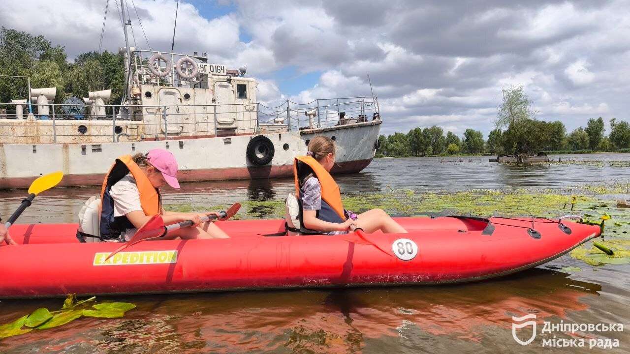 Чим зайняти дитину влітку: у Дніпрі працюють 16 позашкільних майданчиків з гуртками та укриттями
