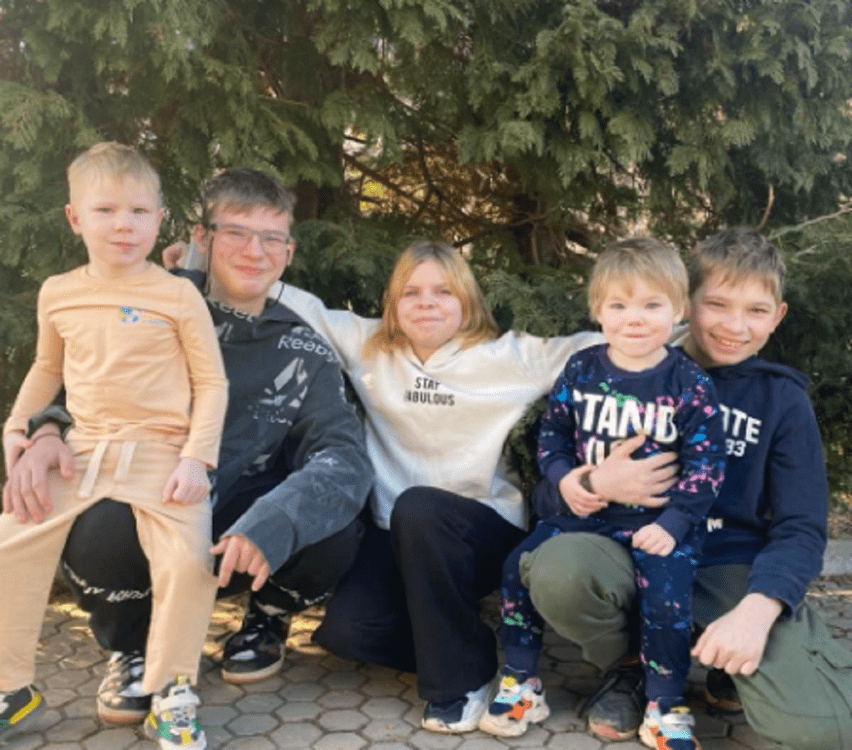 пять