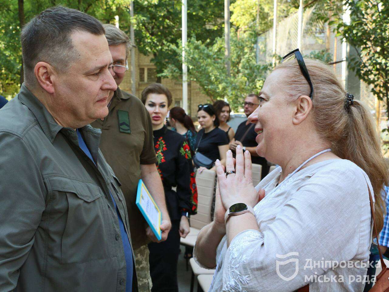мер Філатов і міністр Улютін відкрили Центр життєстійкості та вручили ключі від соціального житла