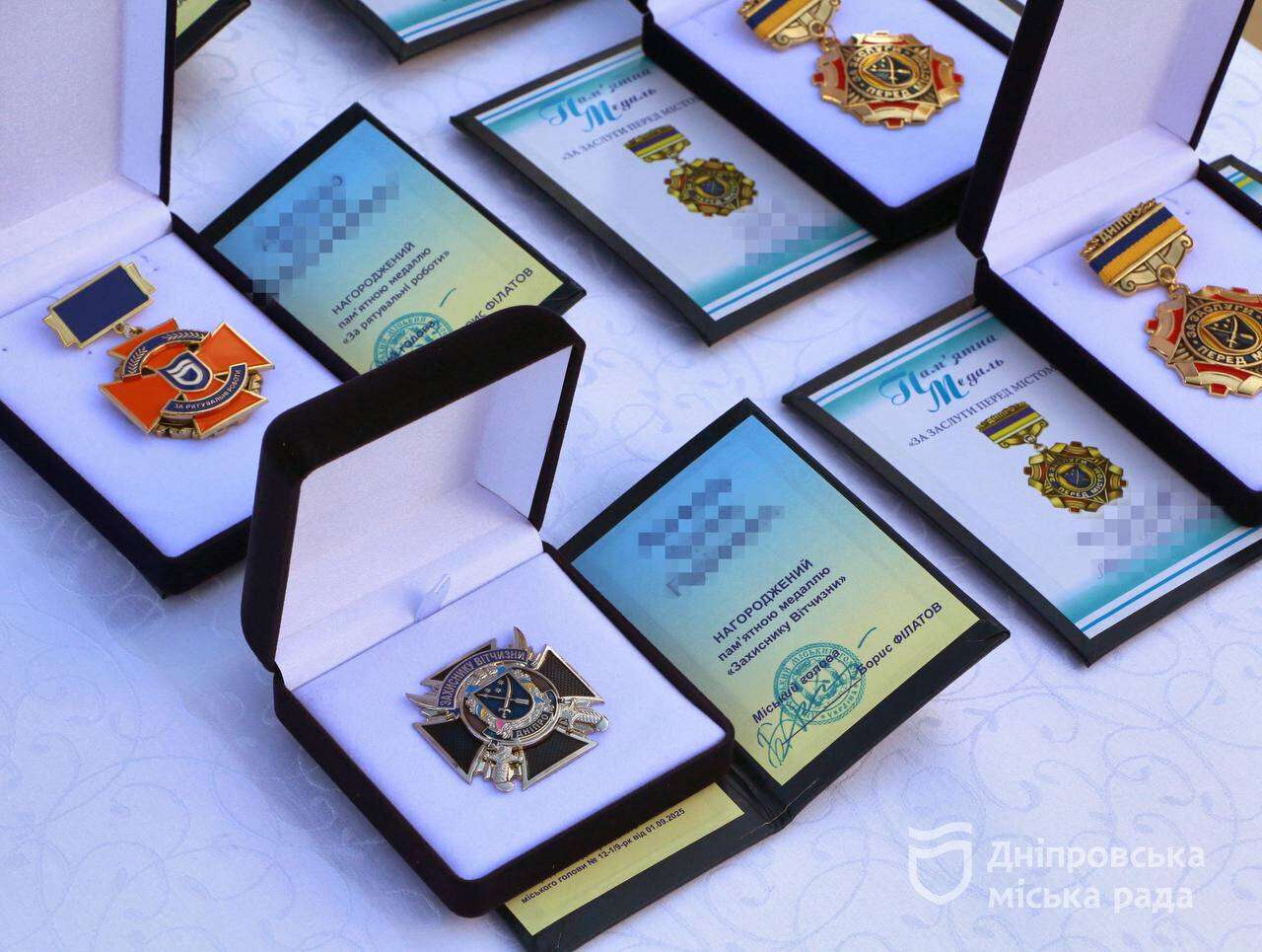 до Дня міста Філатов відзначив тих, хто працює на благо громади