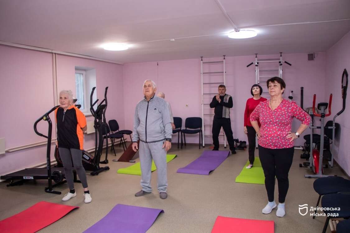 o_1j8nshfood8n61i10io17d21jj41r