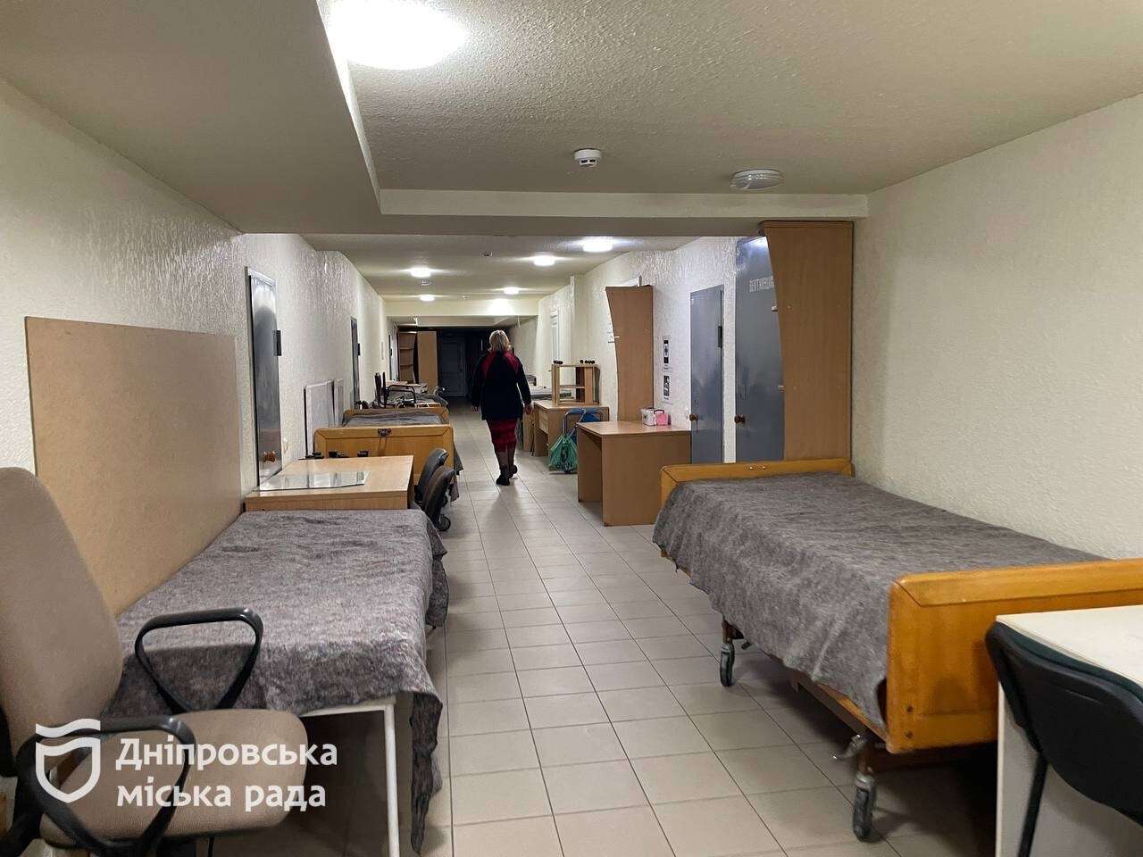 Безкоштовне проживання та повний догляд: як у Дніпрі працює центр для самотніх літніх людей та ВПО