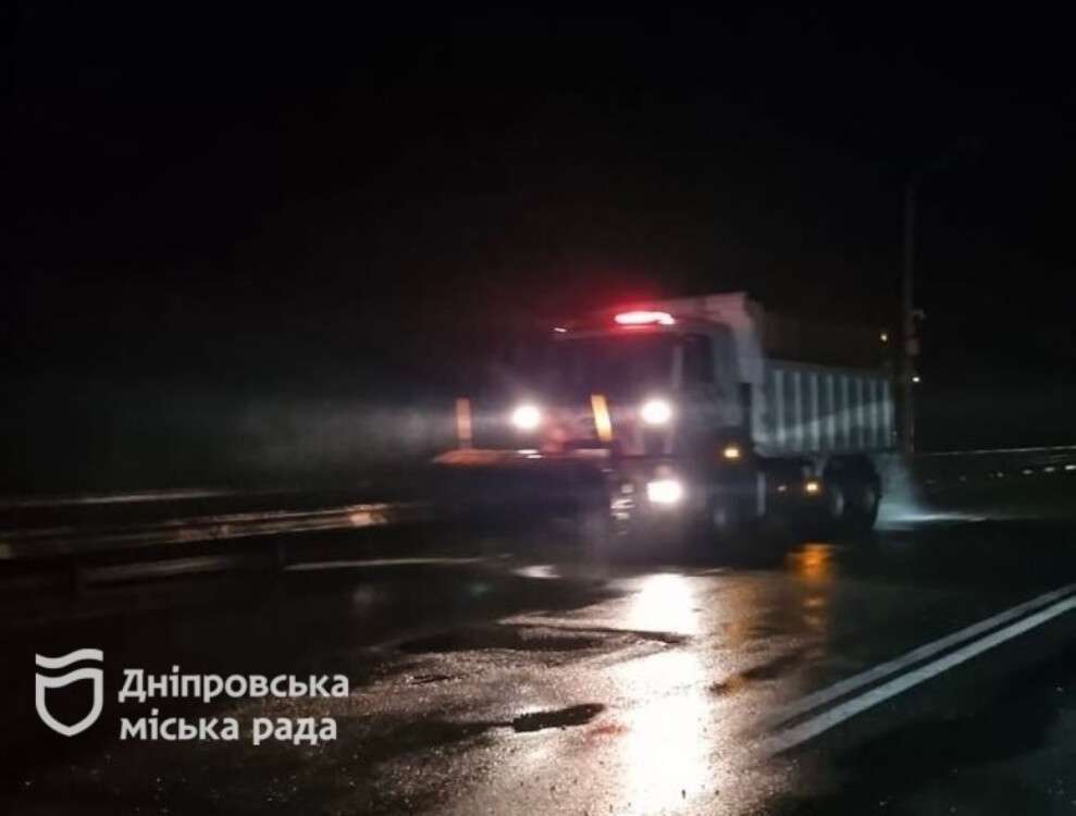 o_1jg9bq6pm1edumm8j98dn31irl26