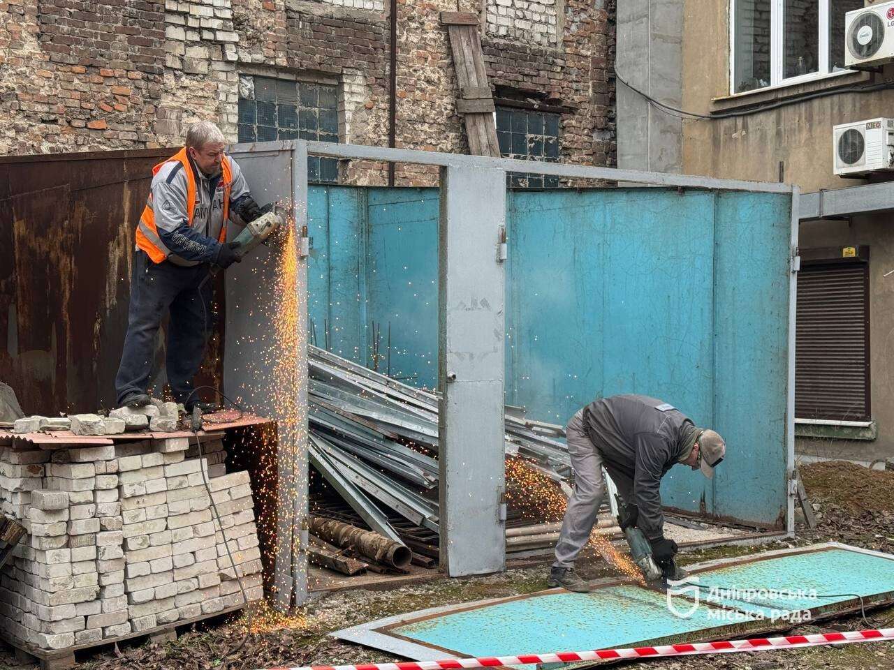 снос гаража