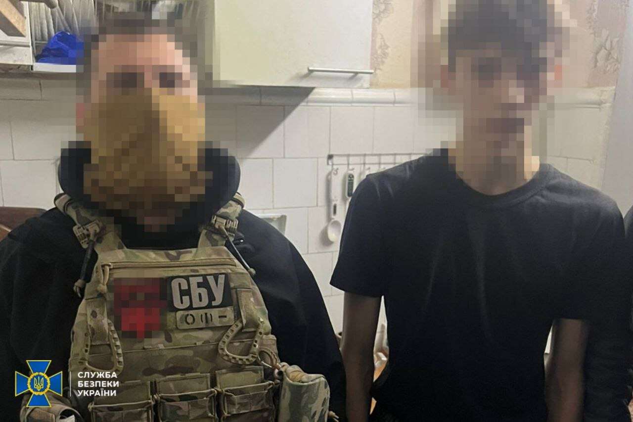 СБУ затримала 17-річного хлопця, який разом з батьком коригував обстріли Дніпра