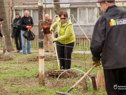 o_1jlc64tu8a5t18kinm61brtgse1v