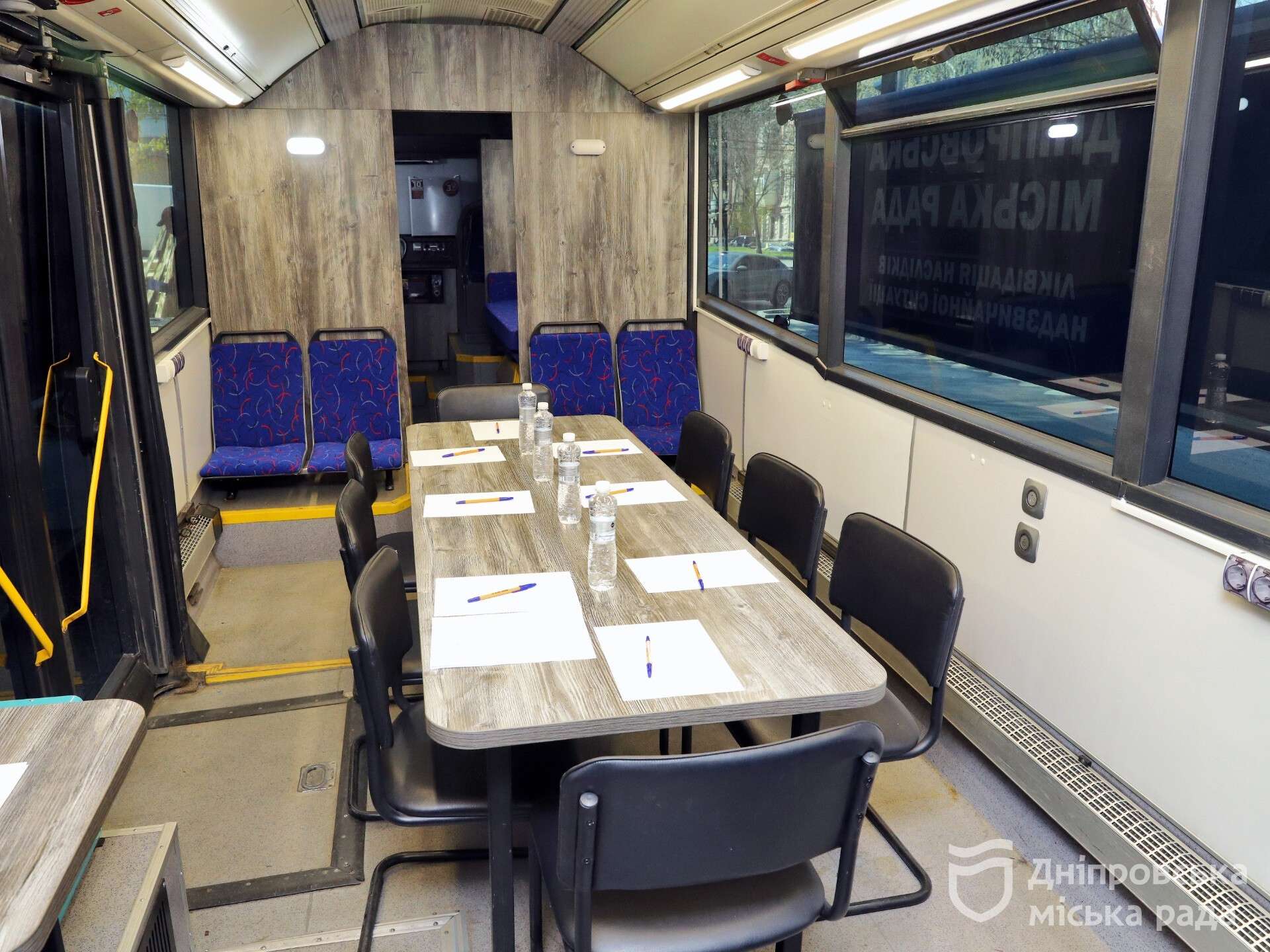 Філатов показав пересувний штаб міста, що працює на кожному ворожому &laquo;прильоті&raquo;