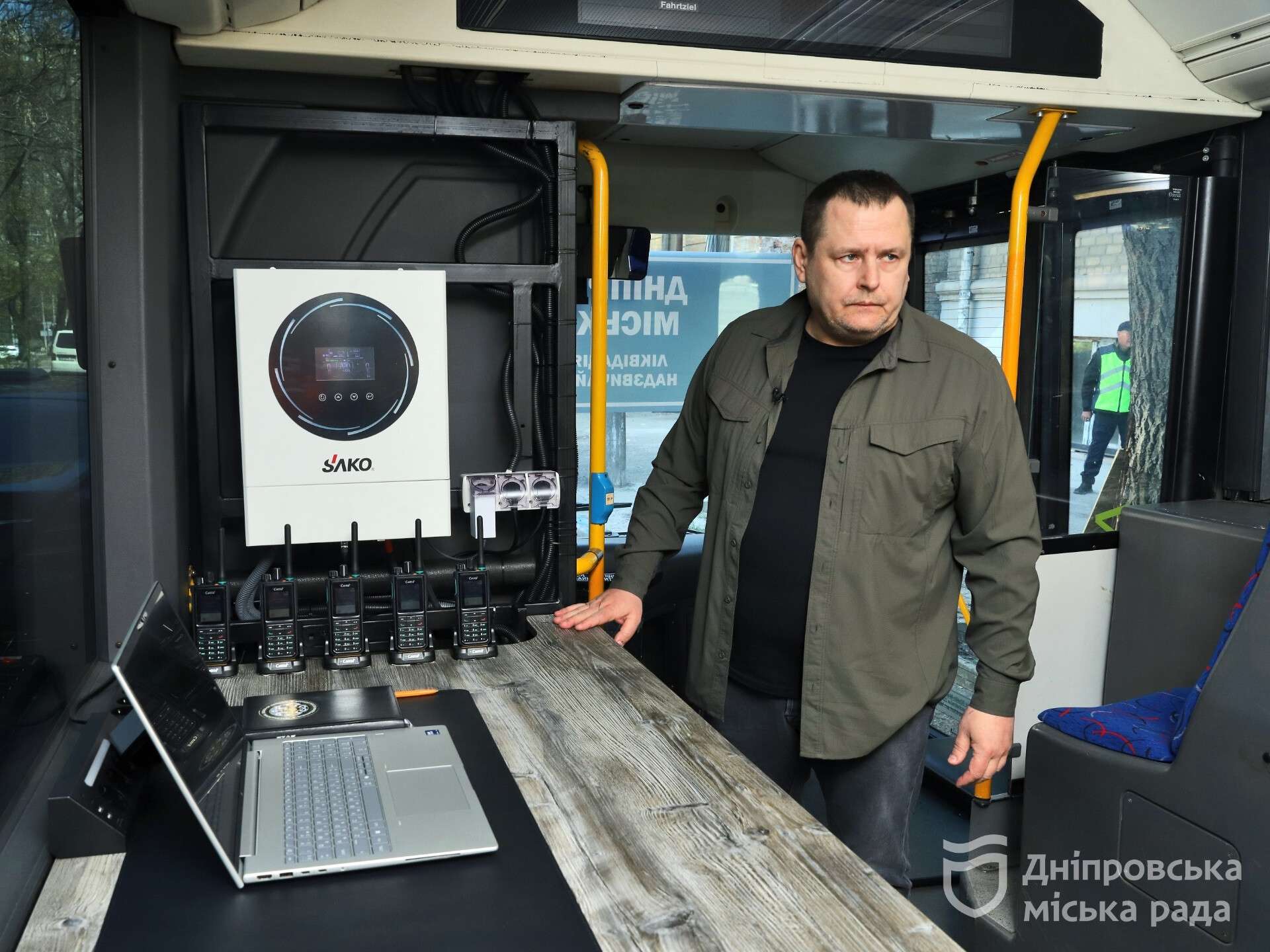 Філатов показав пересувний штаб міста, що працює на кожному ворожому &laquo;прильоті&raquo;