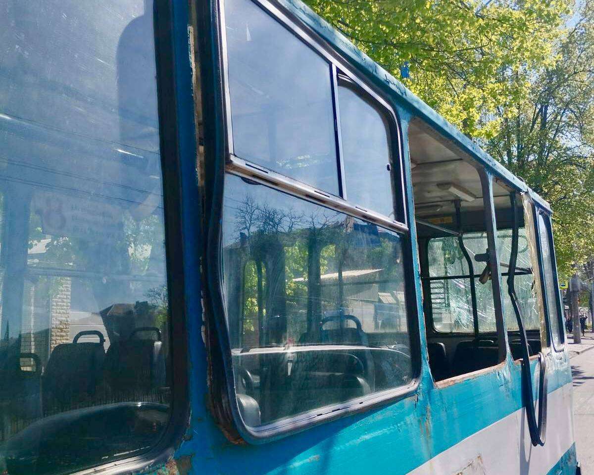 Борис Філатов про атаку на Дніпро: пошкоджені навчальні заклади, житло та транспорт