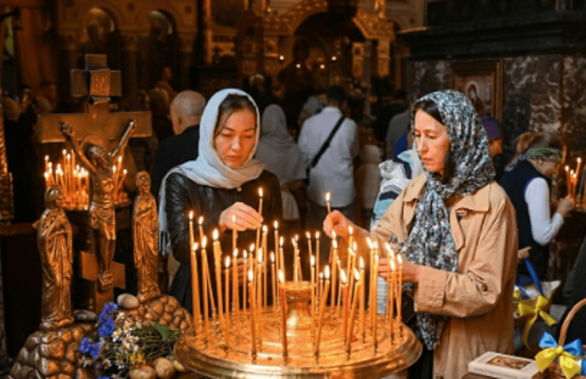 церква жінки