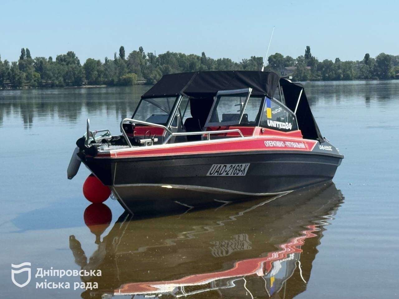 Купальний сезон у Дніпрі під питанням, проте водолази вже очищують дно водойм та офіційні пляжі
