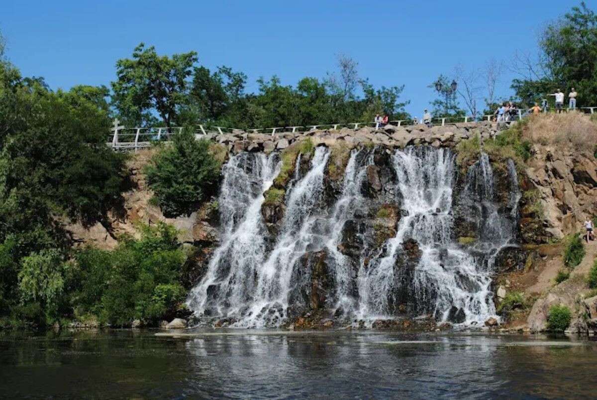 водопад