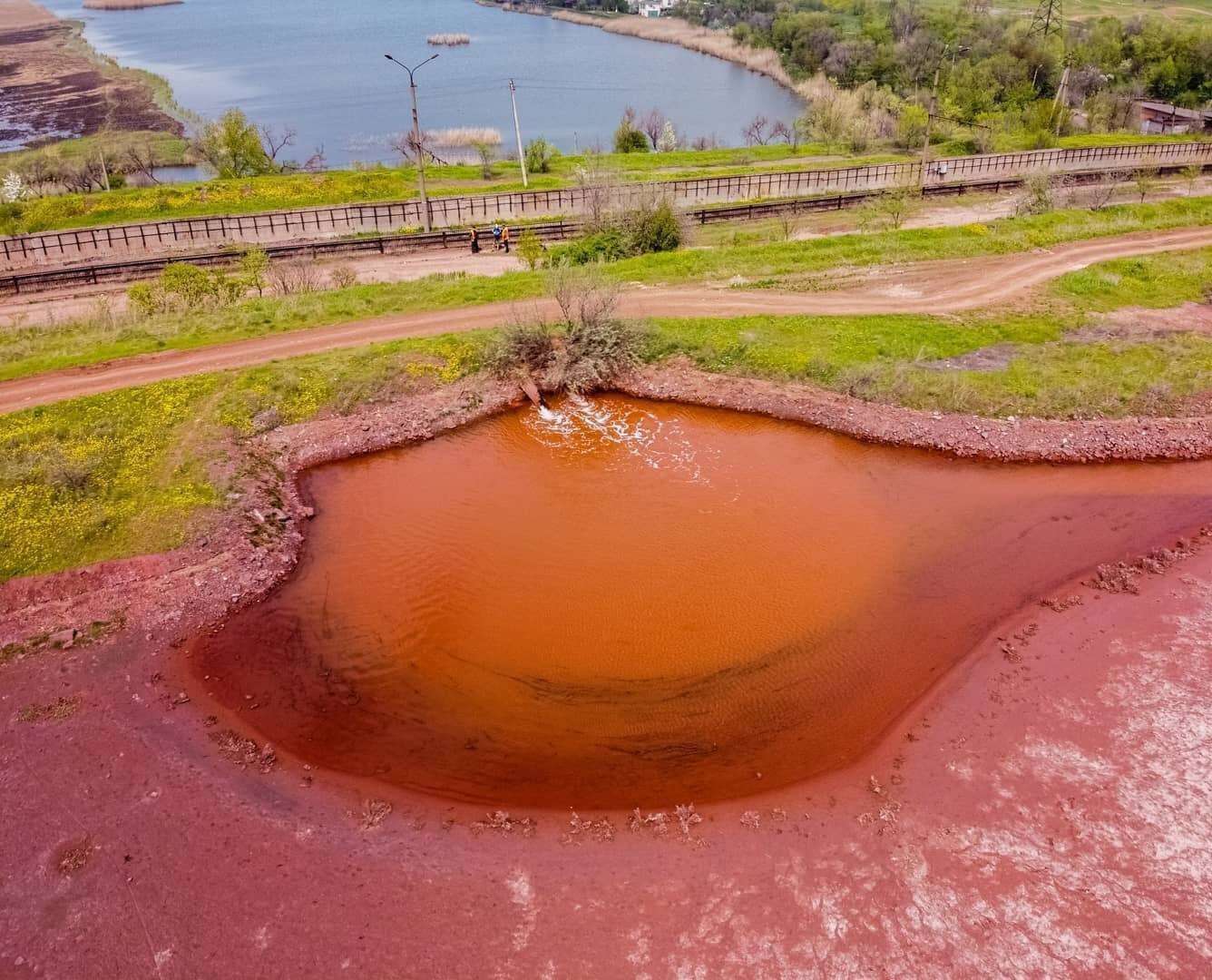 рожеві озера