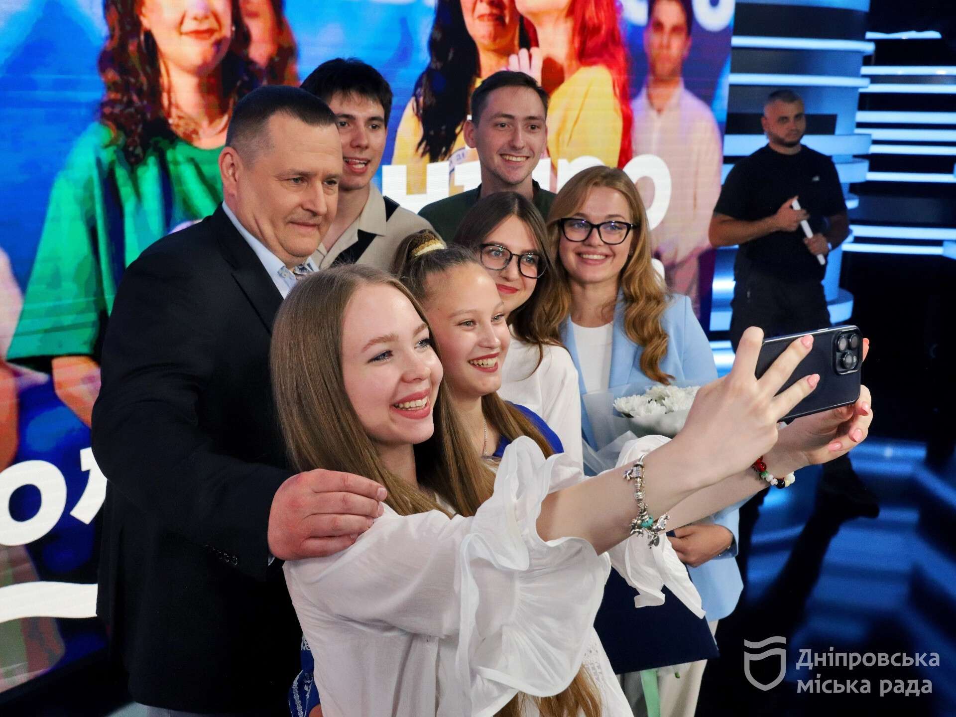 Філатов закликав молодь долучатися до прийняття рішень громадою та надавати свої пропозиції щодо розбудови молодіжної політики Дніпра