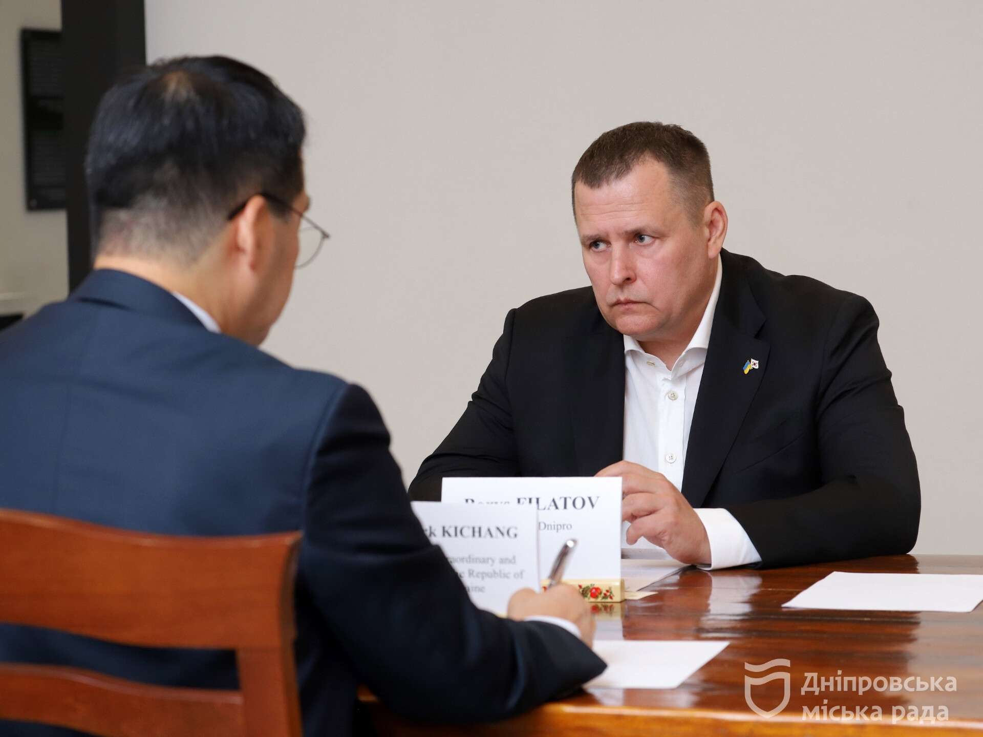 Філатов і посол