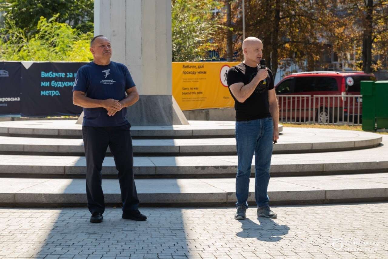автопробіг на підтримку ДШВ Дніпро