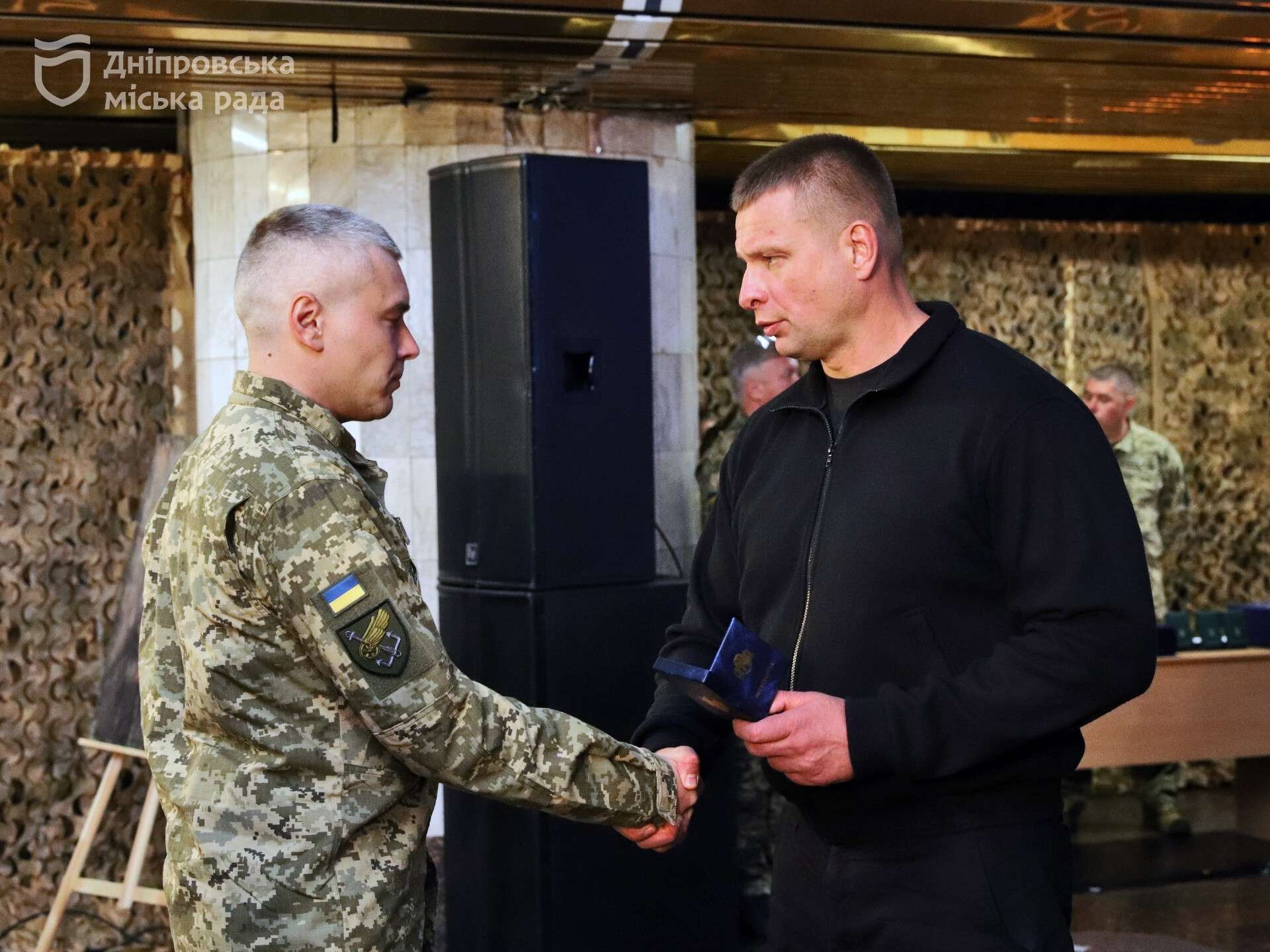 Керівник ДніпроОВА Ганжа та мер Філатов взяли участь у вшануванні пам&rsquo;яті полеглих оборонців Державної спеціальної служби транспорту