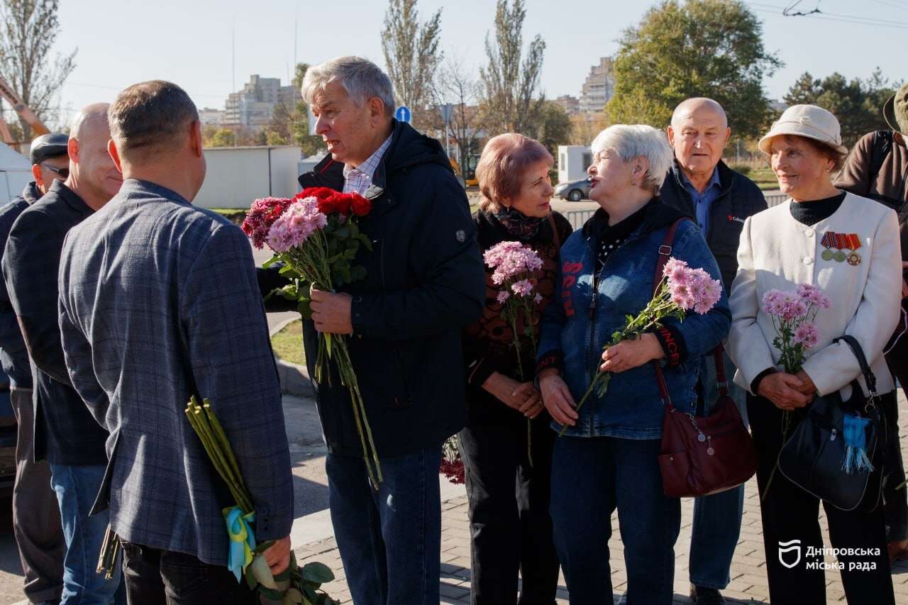 83 роки з дня визволення міста від фашистських загарбників: у Дніпрі вшанували пам&rsquo;ять полеглих героїв